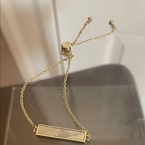 Pure vida Gold Bar Pendant Slider Bracelet with Mother of Pearl Inlay